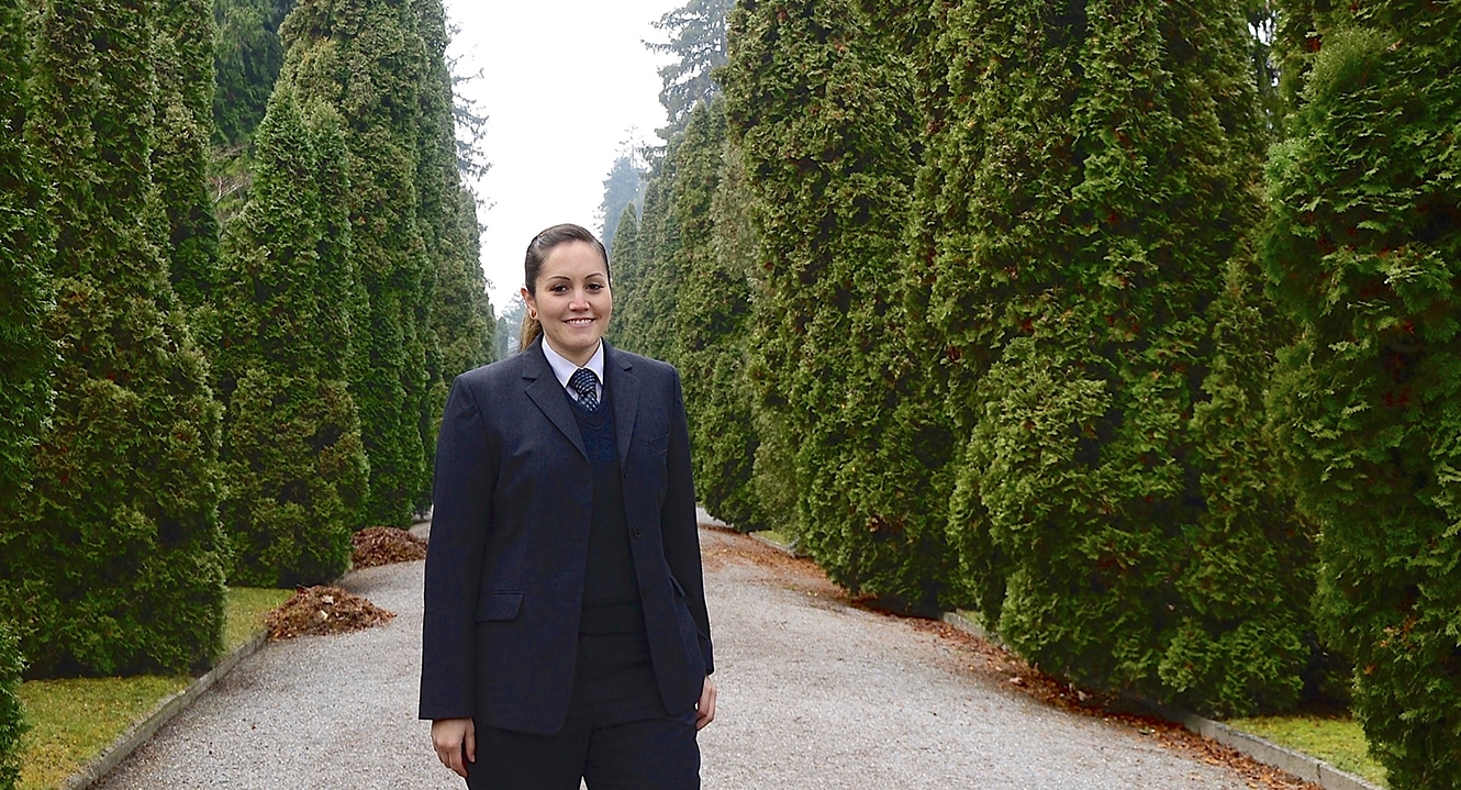 Bestattungen: Jennifer Diener arbeitet bei der Stadt Zürich als Bestatterin