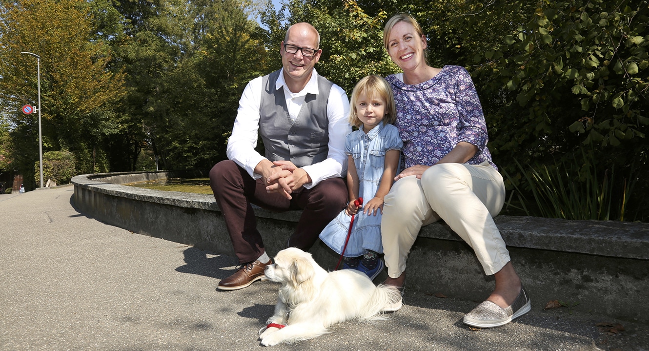 Sternenkind Eltern: Sandra Schneider mit Ehemann Reto und Tochter Mathilda