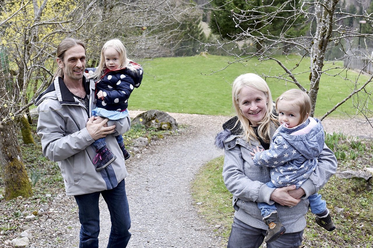 Schwangerschaftsvergiftung, Andrea Salzgeber mit Familie